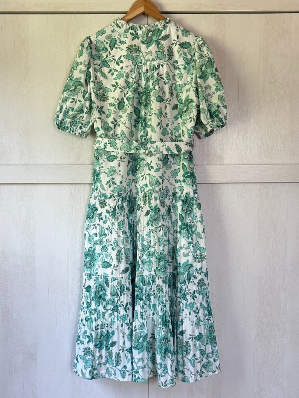 Current Air Tony Tiered Midi Dress in Green Floral Size M Puff Sleeve Pleated - Picture 5 of 15